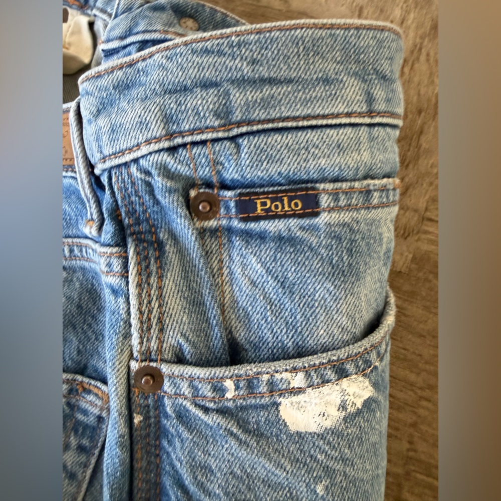 Polo Ralph Lauren Curved Tapered Jean COLOR: Matissa Wash
Style #: 0077356996 - Picture 11 of 14